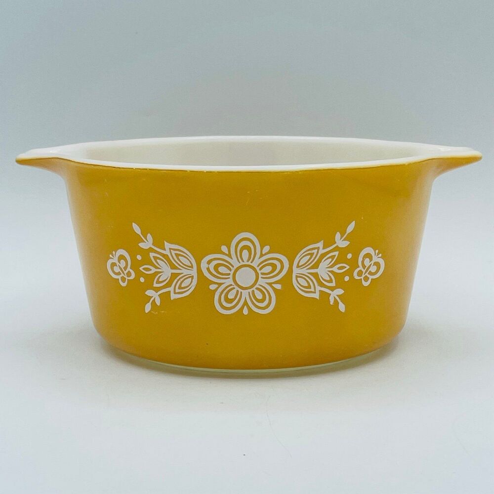 Vintage Butterfly Gold Pyrex Small Casserole Dish Ovenware USA 473 1Qt
